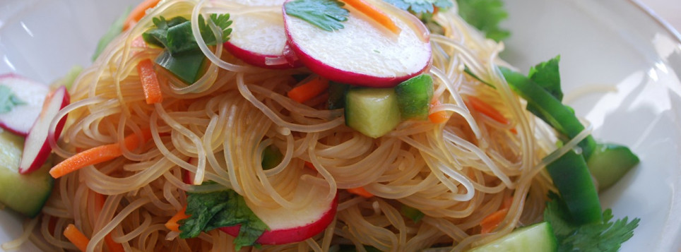 Салат с рисовой лапшой и овощами пошаговый рецепт с фото